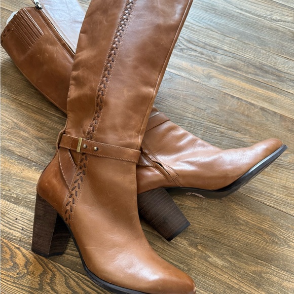 UGG Brown Heeled Boots - Picture 8 of 13
